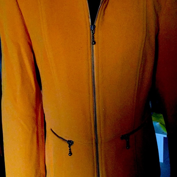 Vintage “Looks” orange short wool coat. - Picture 3 of 7